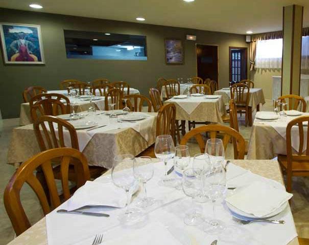 Hotel El Refugio 3 Estrellas Кобресес Ресторан фото
