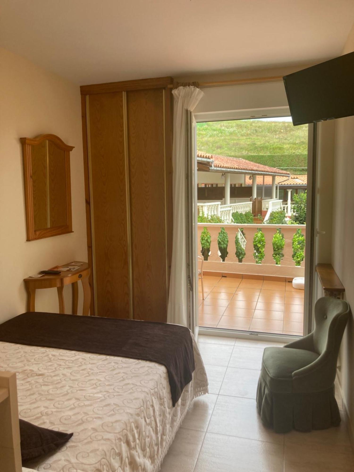 Hotel El Refugio 3 Estrellas Кобресес Экстерьер фото